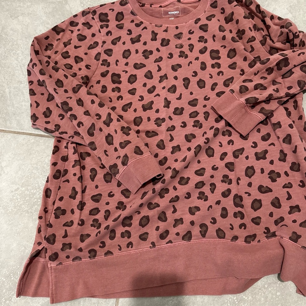 Pink salmon cheetah sweatshirt
